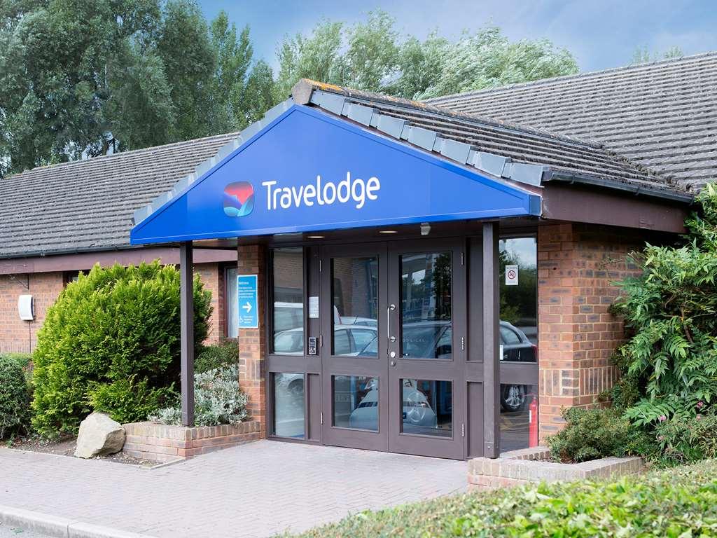 Travelodge Thame Luaran gambar