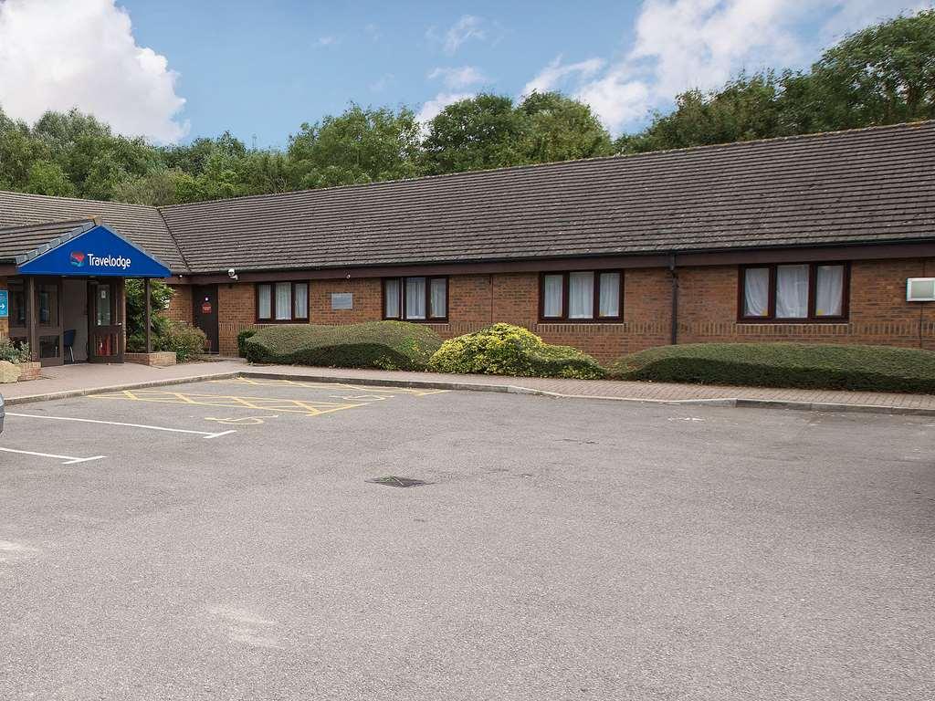 Travelodge Thame Luaran gambar